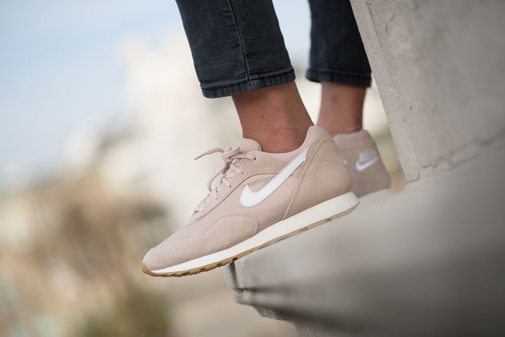 WOMFT? Recap - NIKE Outburst W Beige Sand Sail White" - - What's On My Feet Today? -