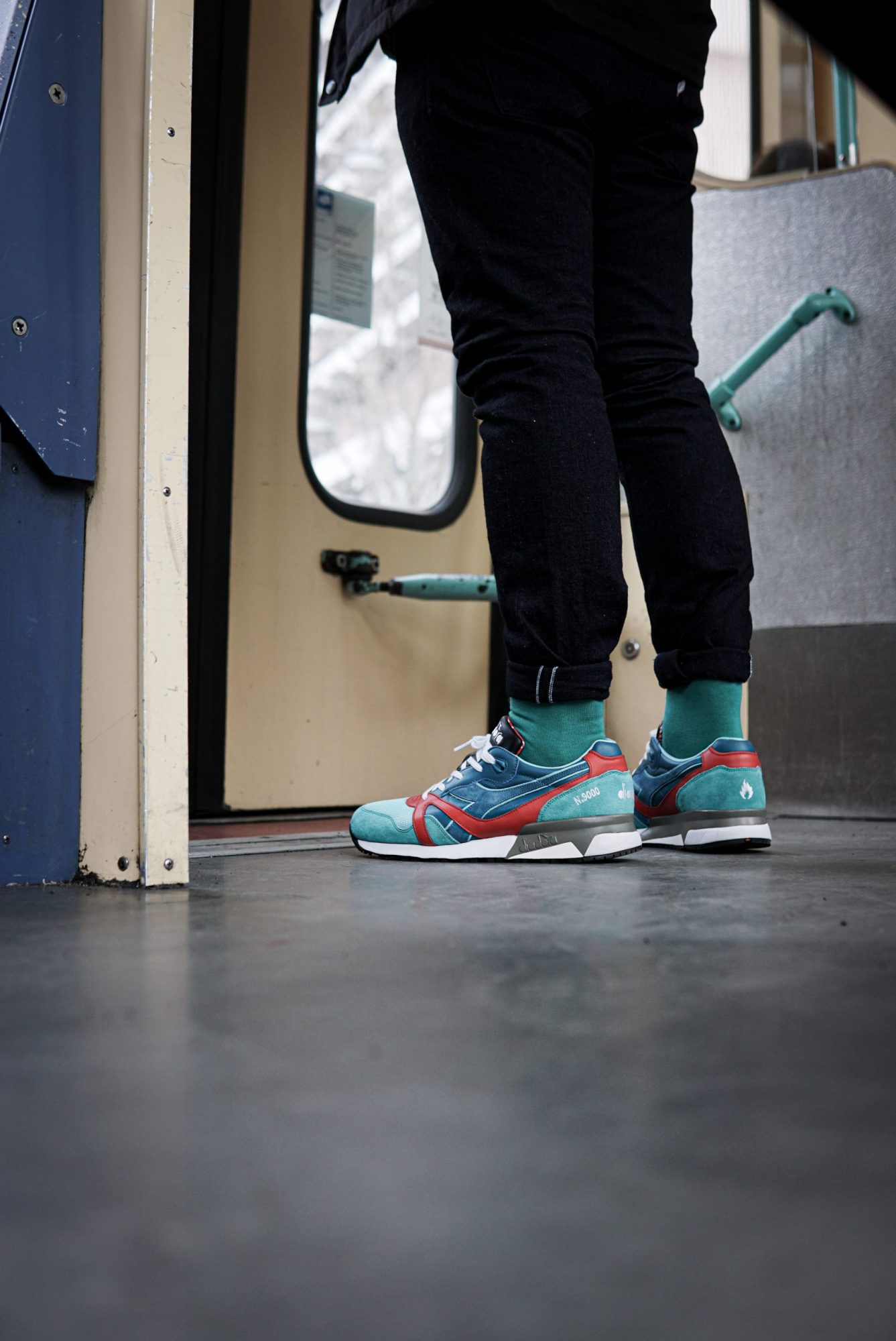 diadora n9000 on feet
